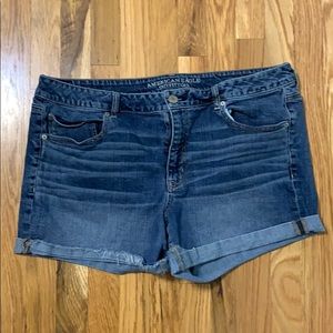 American Eagle Boy Midi shorts